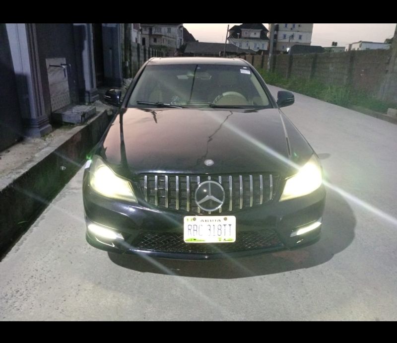 Main image of 2008 MERCEDES-BENZ C-Class